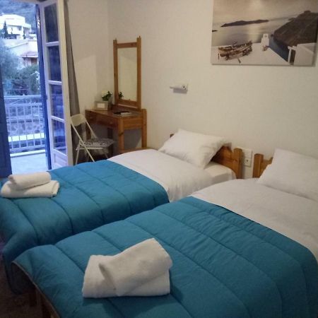 Panos Studios Poros Town Екстериор снимка