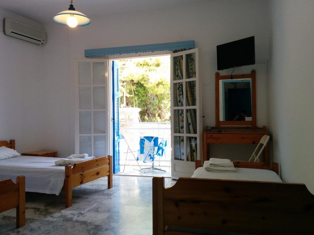 Panos Studios Poros Town Екстериор снимка